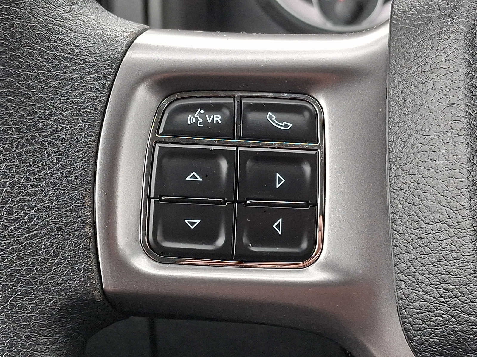 2024 RAM 1500 Classic SLT 4x4 Quad Cab 64 Box