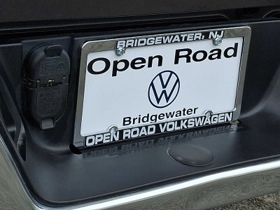 2024 RAM 1500 Classic SLT 4x4 Quad Cab 64 Box