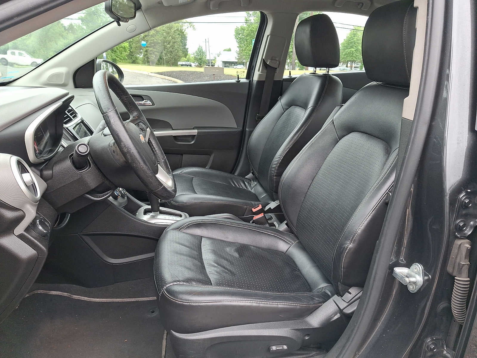 2018 Chevrolet Sonic 4dr Sdn Auto Premier