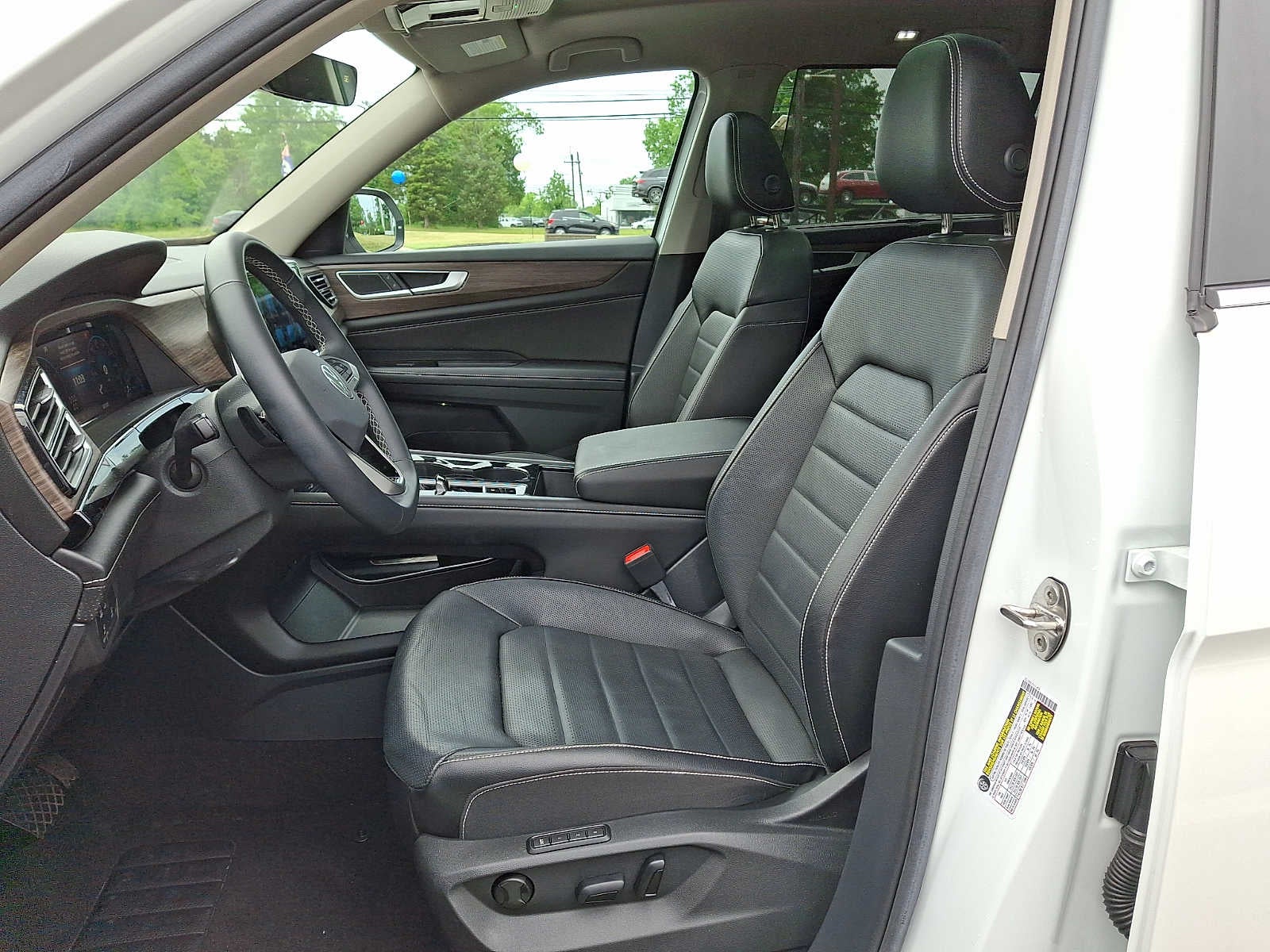 2024 Volkswagen Atlas 2.0T SEL 4MOTION