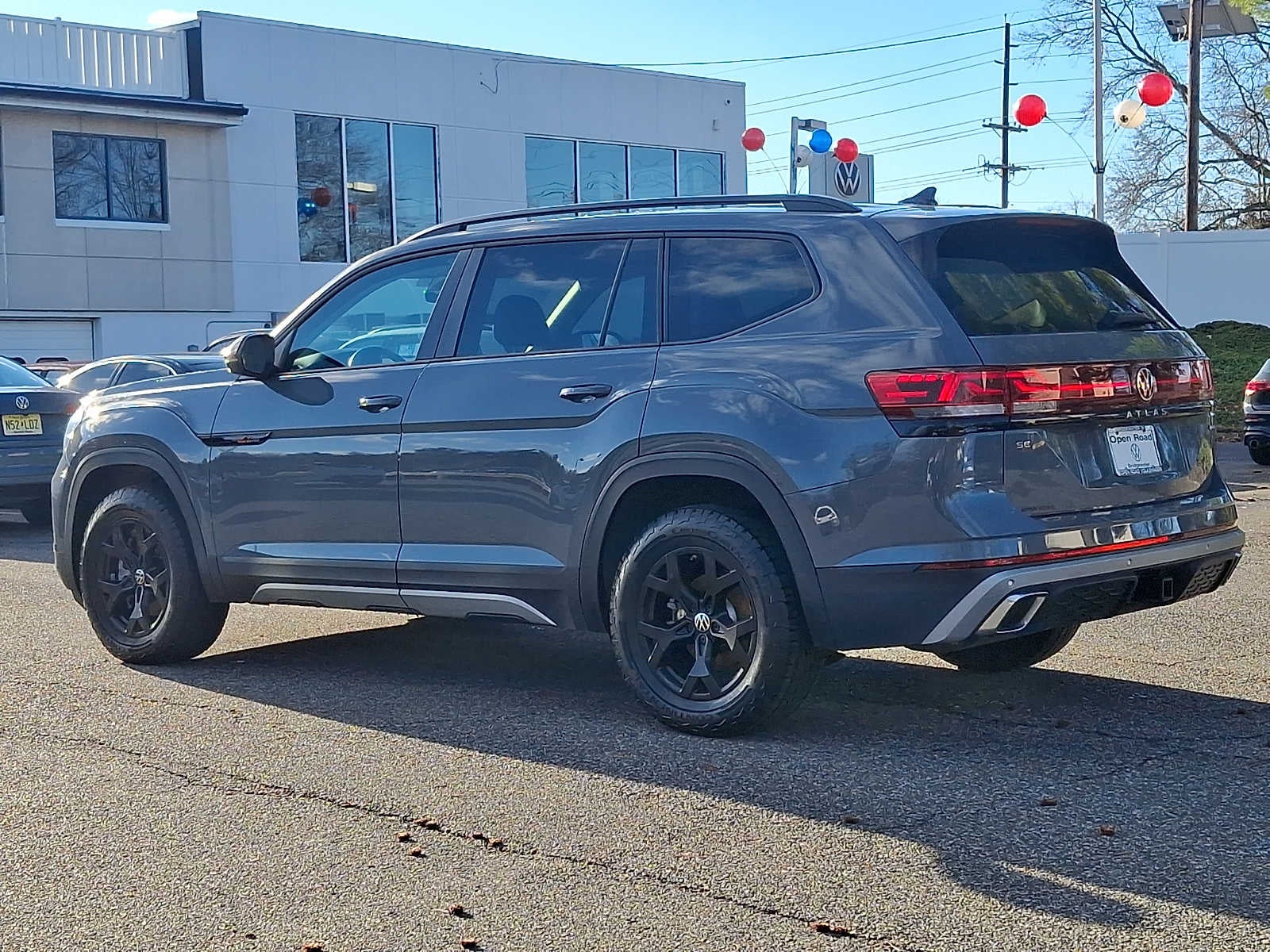 2025 Volkswagen Atlas 2.0T Peak Edition 4MOTION
