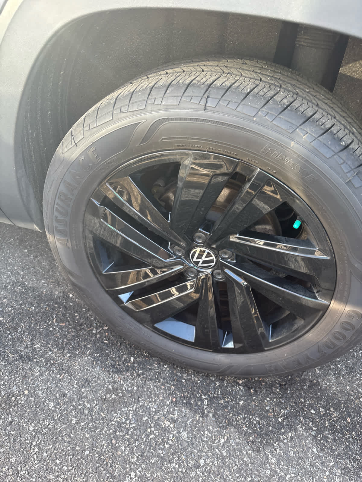 2021 Volkswagen Atlas Cross Sport 2.0T SE w/Technology 4MOTION