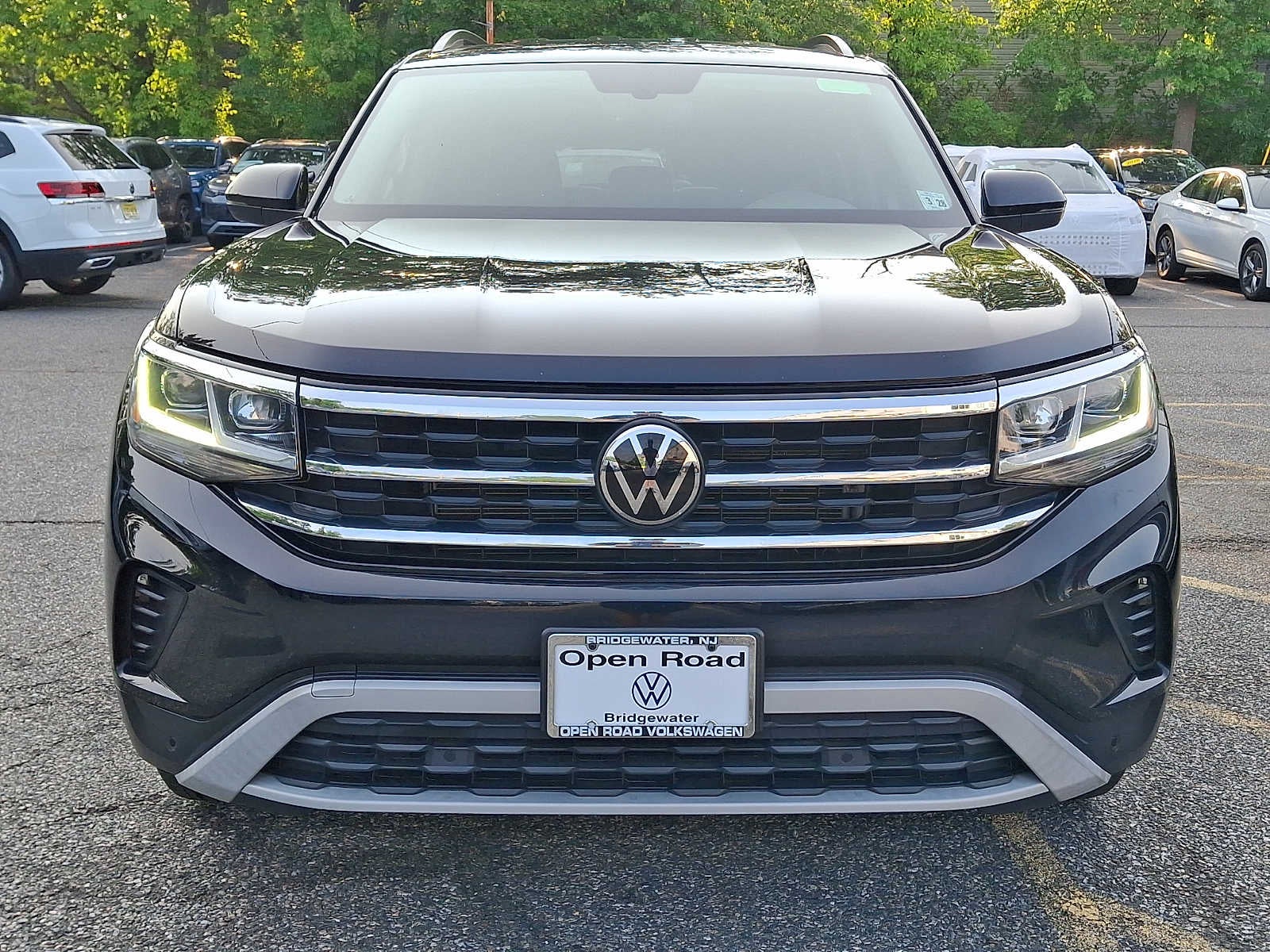 2023 Volkswagen Atlas 3.6L V6 SE w/Technology 4MOTION