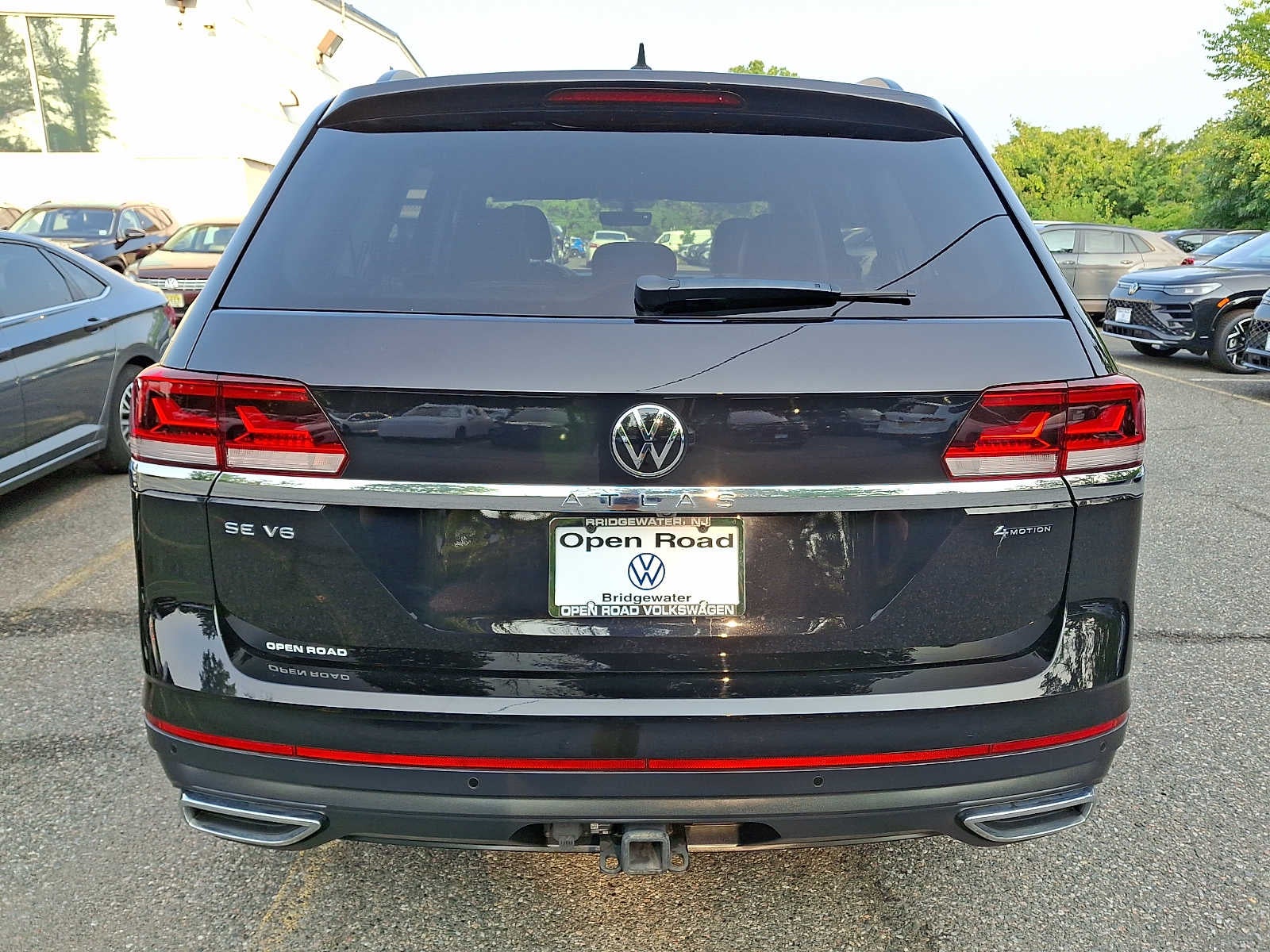 2023 Volkswagen Atlas 3.6L V6 SE w/Technology 4MOTION