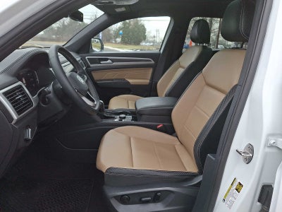 2022 Volkswagen Atlas Cross Sport 3.6L V6 SE w/Technology 4MOTION