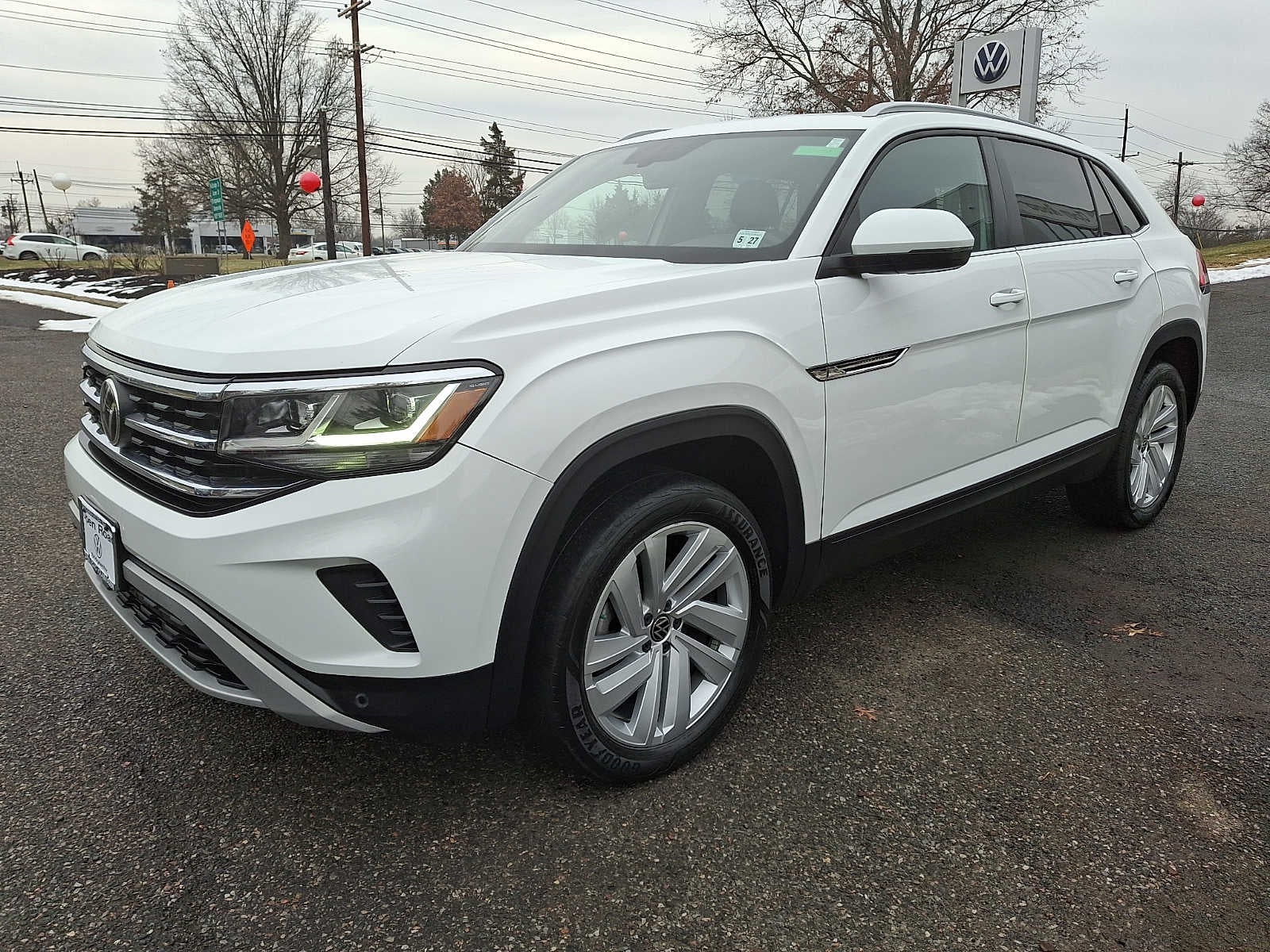 2022 Volkswagen Atlas Cross Sport 3.6L V6 SE w/Technology 4MOTION