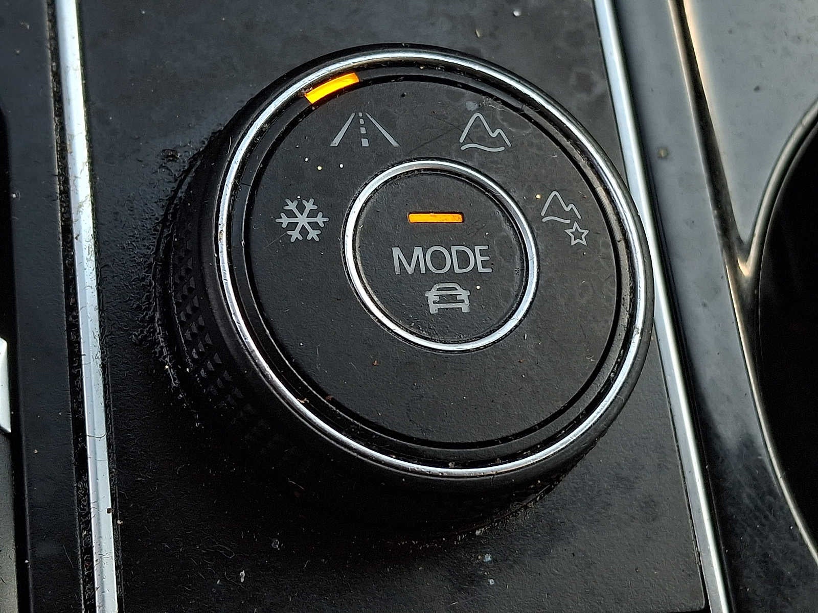 2023 Volkswagen Atlas 2.0T SE w/Technology 4MOTION