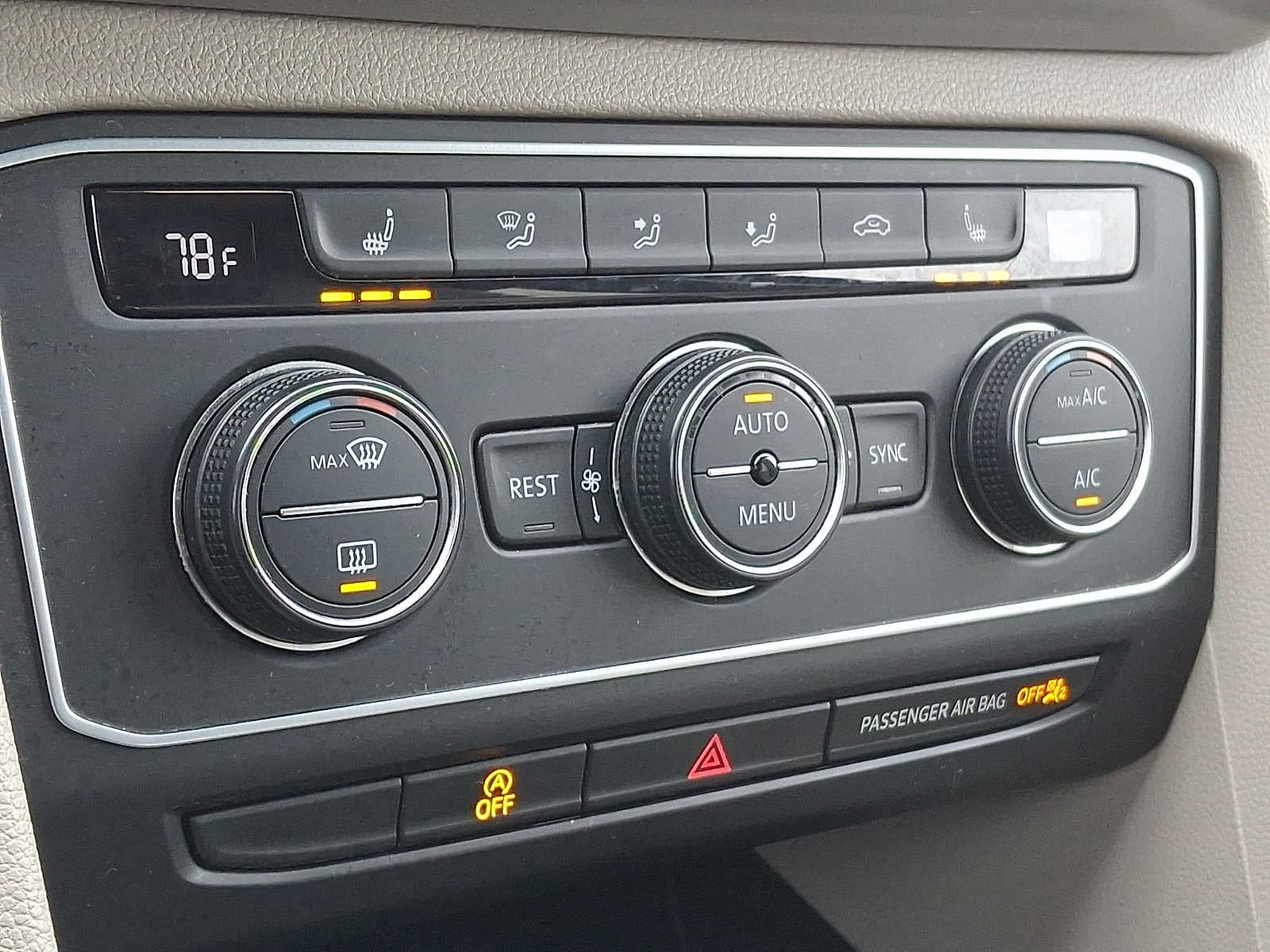 2018 Volkswagen Atlas 3.6L V6 SE w/Technology 4MOTION