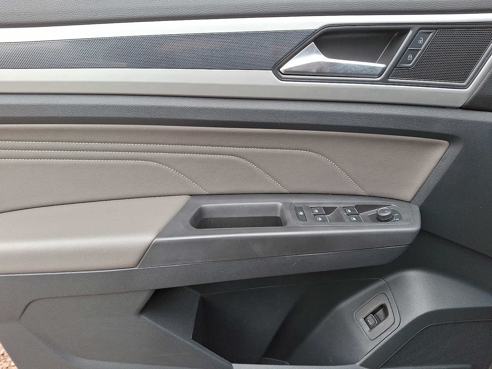 2022 Volkswagen Atlas Cross Sport 3.6L V6 SEL R-Line 4MOTION