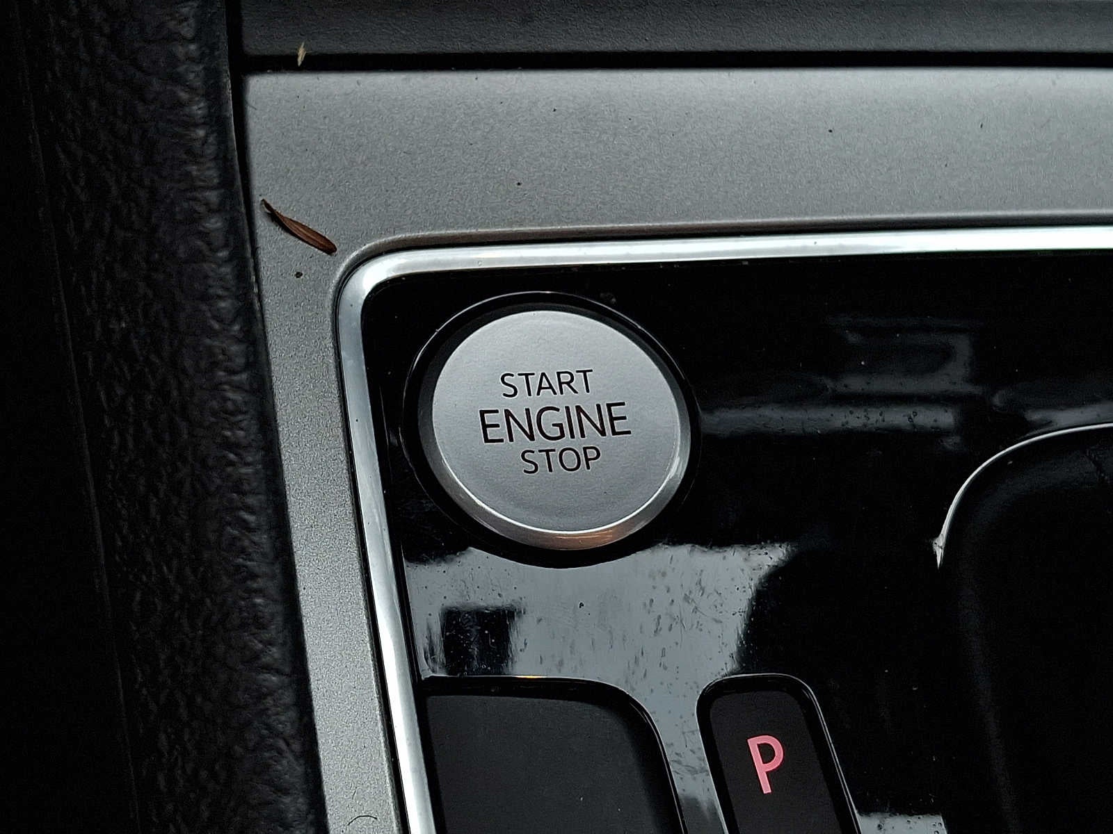 2021 Volkswagen Passat 2.0T R-Line Auto