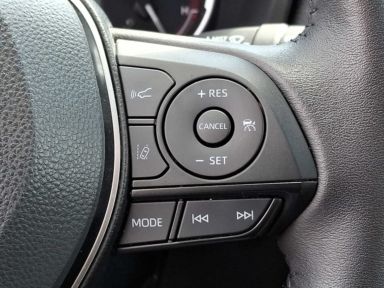 2024 Toyota RAV4 XLE Premium AWD