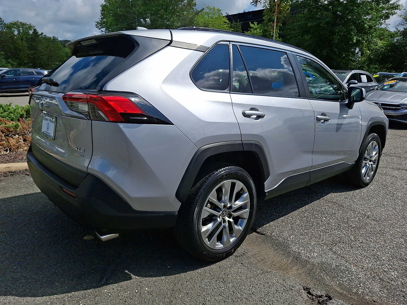 2024 Toyota RAV4 XLE Premium AWD