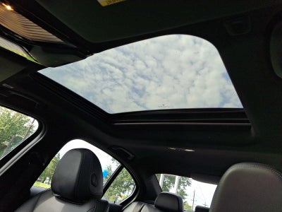 2023 BMW 3 Series 330i xDrive Sedan