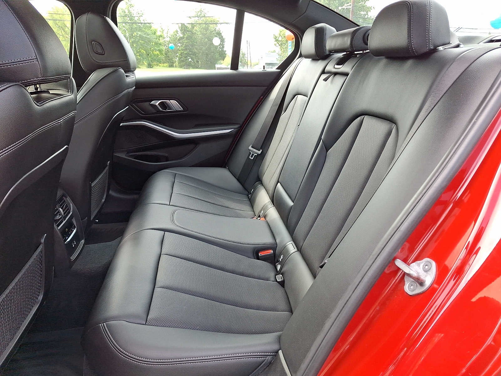 2023 BMW 3 Series 330i xDrive Sedan