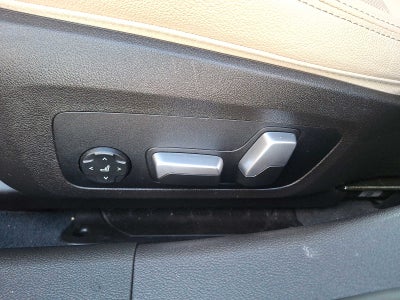 2023 BMW 3 Series 330i xDrive Sedan