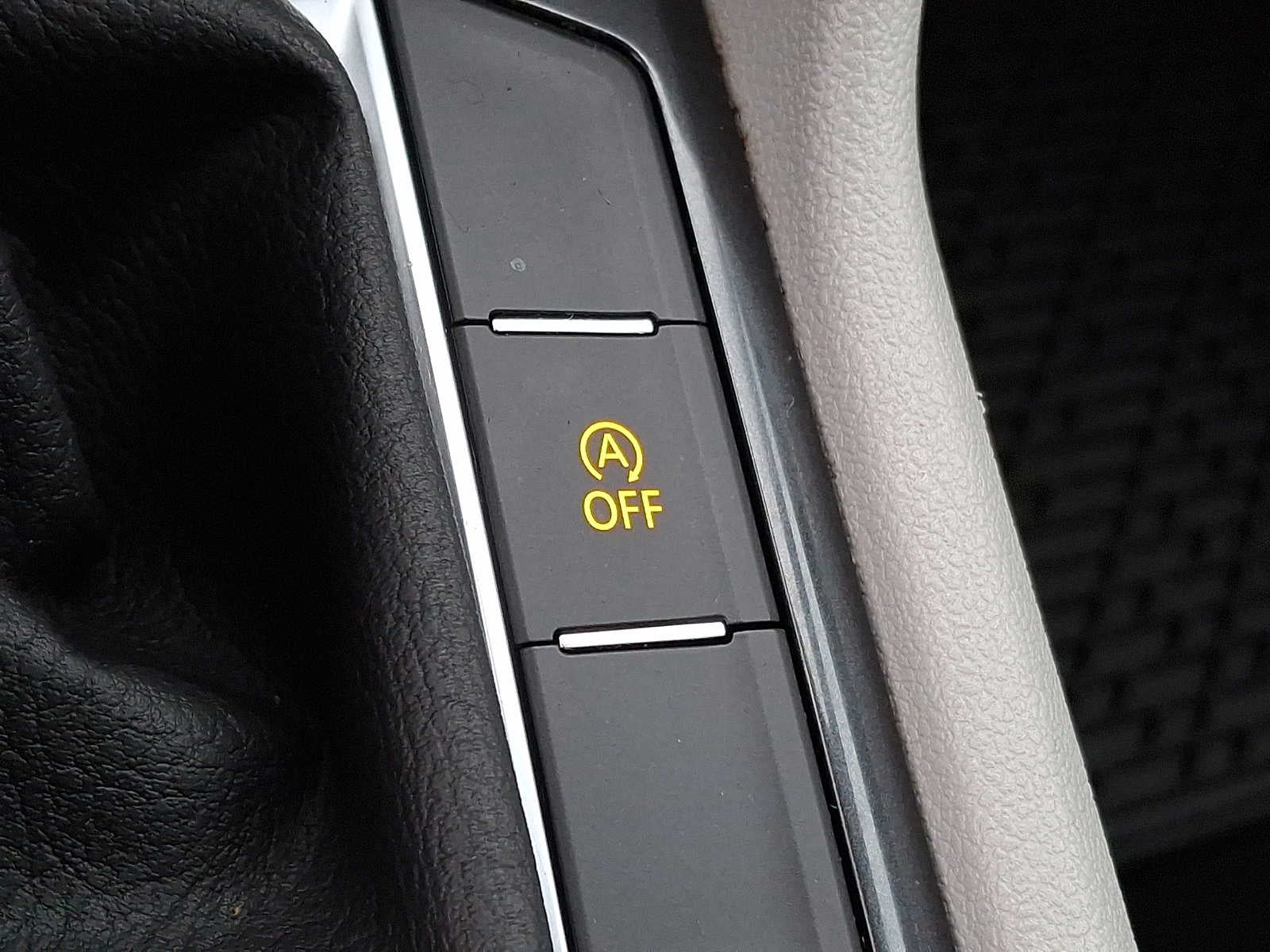 2024 Volkswagen Tiguan 2.0T SE 4MOTION