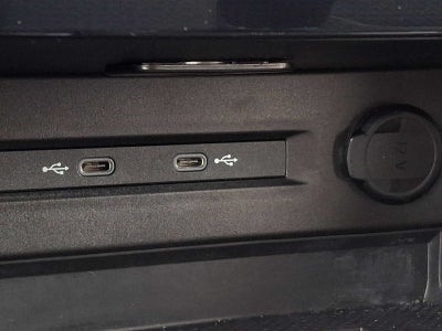 2025 Volkswagen Taos SE Black FWD