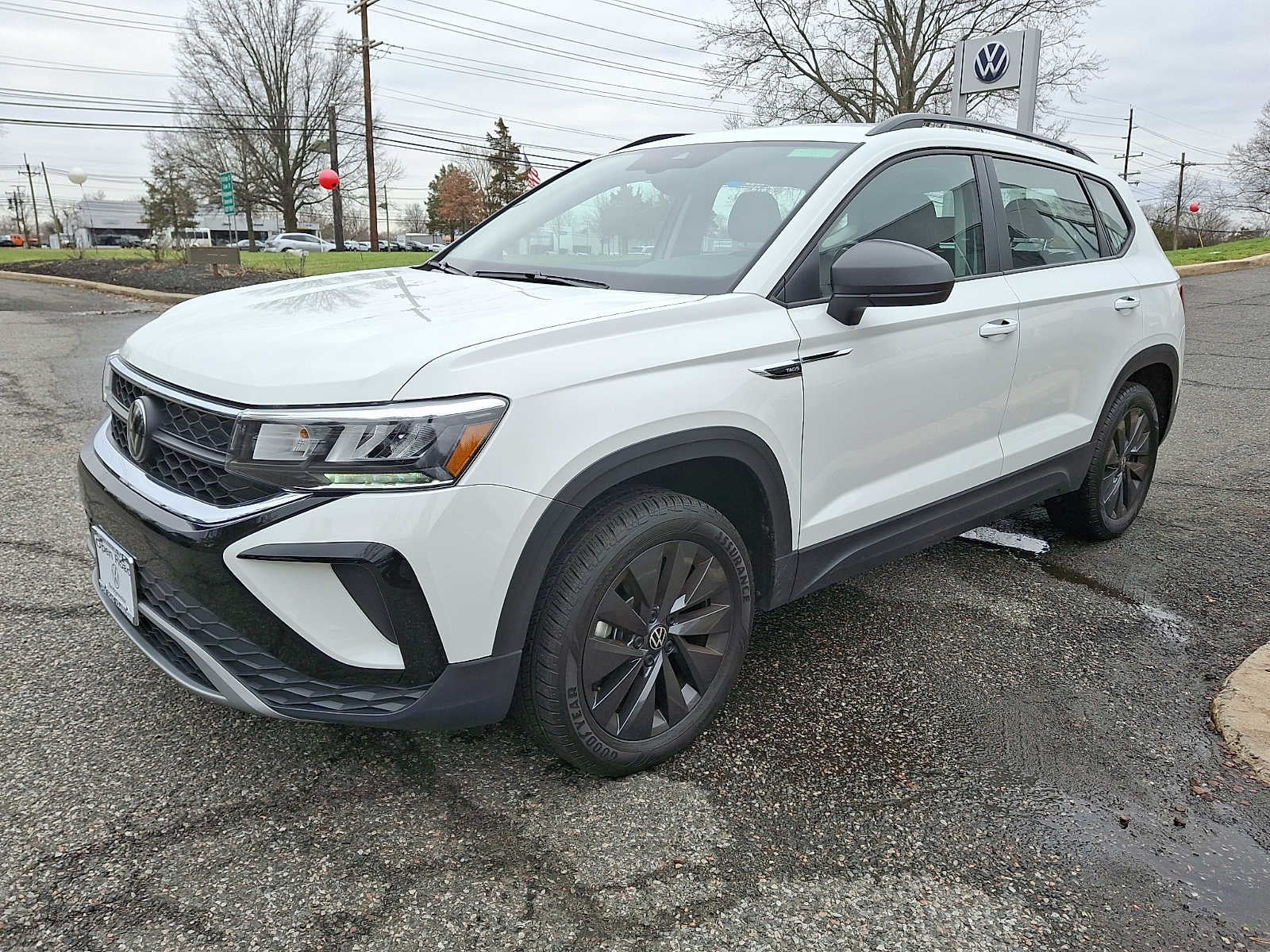 2024 Volkswagen Taos S FWD