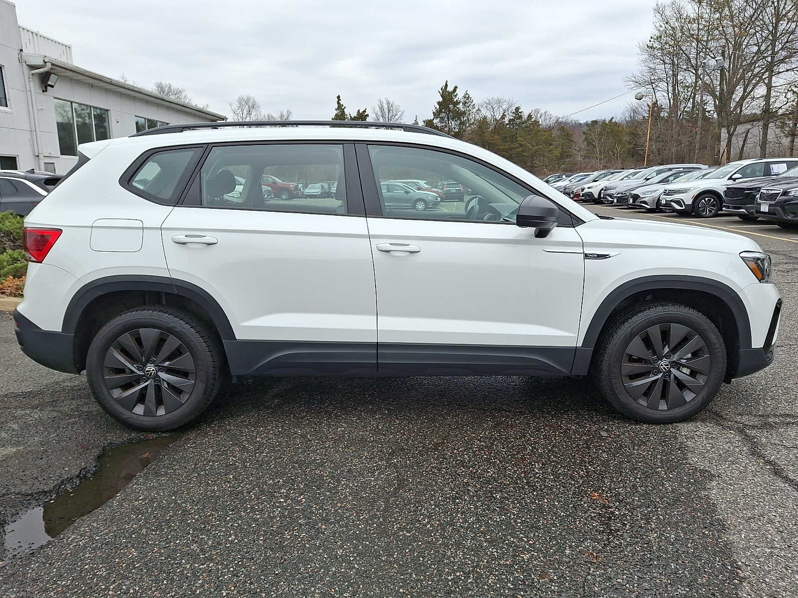 2024 Volkswagen Taos S FWD