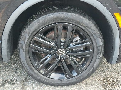 2022 Volkswagen Tiguan 2.0T SE R-Line Black 4MOTION