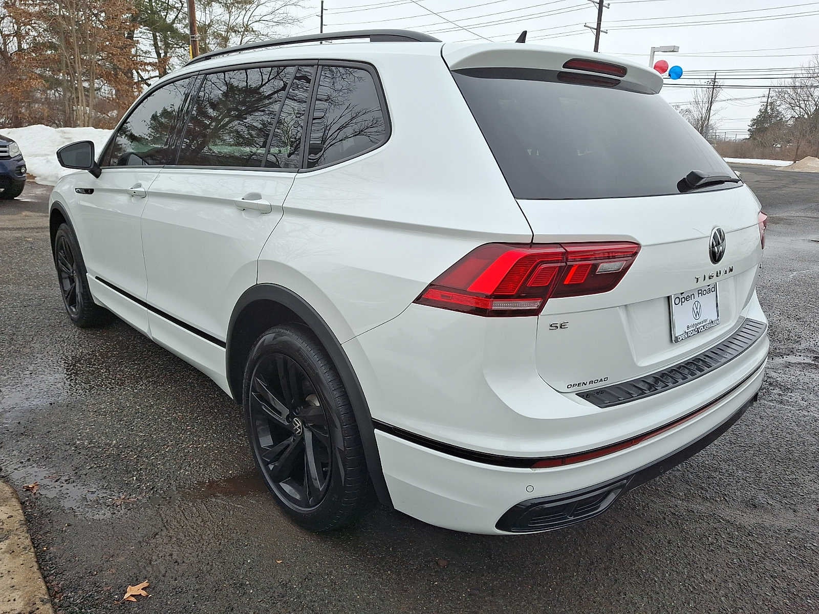 2024 Volkswagen Tiguan 2.0T SE R-Line Black 4MOTION