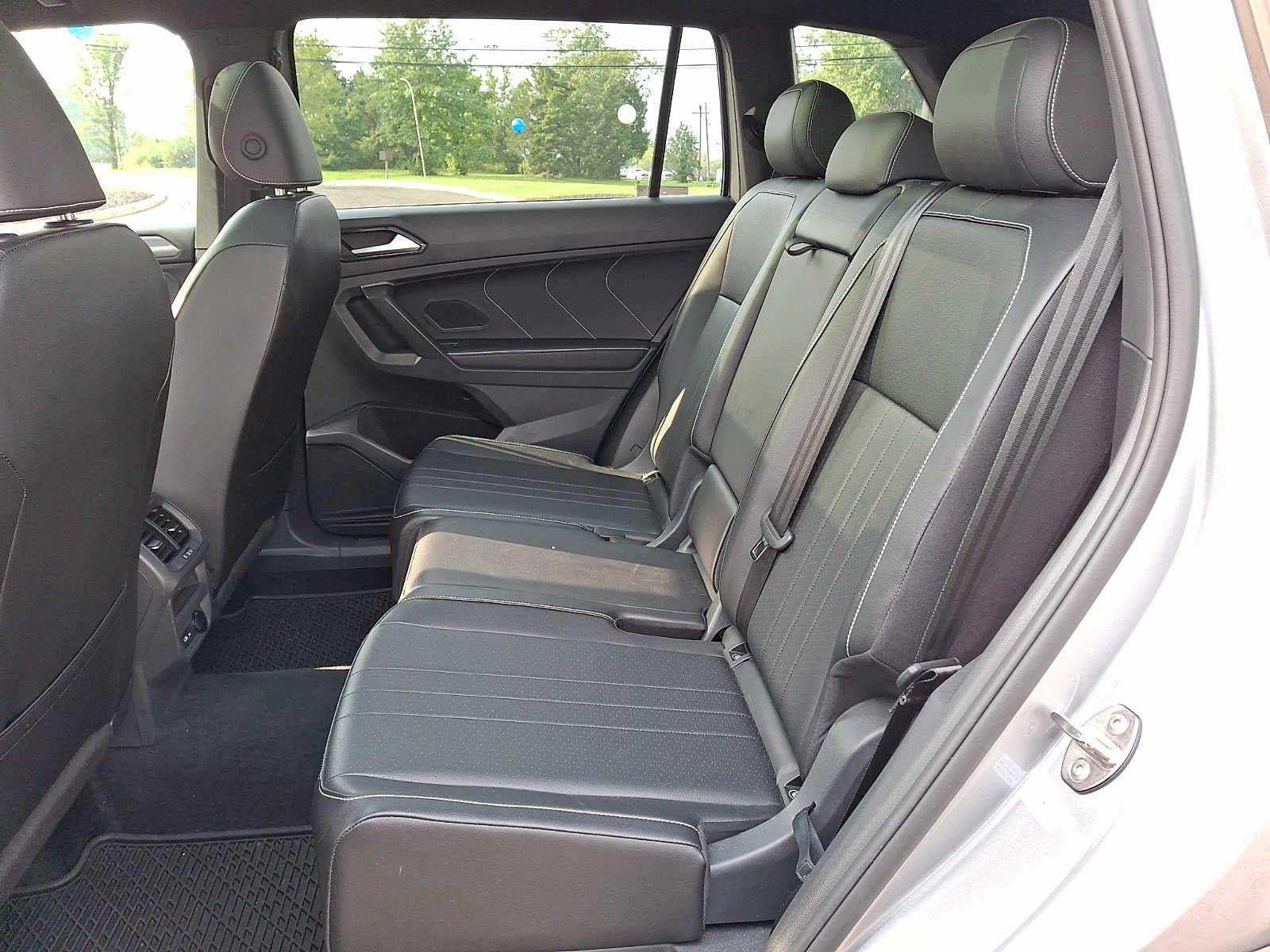 2024 Volkswagen Tiguan 2.0T SE R-Line Black 4MOTION