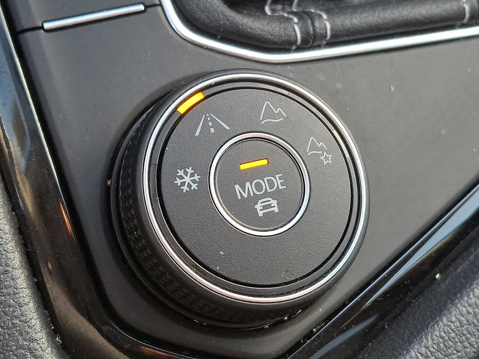 2023 Volkswagen Taos S 4MOTION *Ltd Avail*