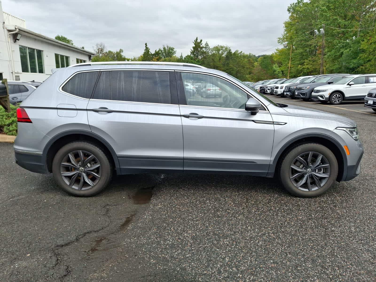 2023 Volkswagen Tiguan 2.0T SE 4MOTION