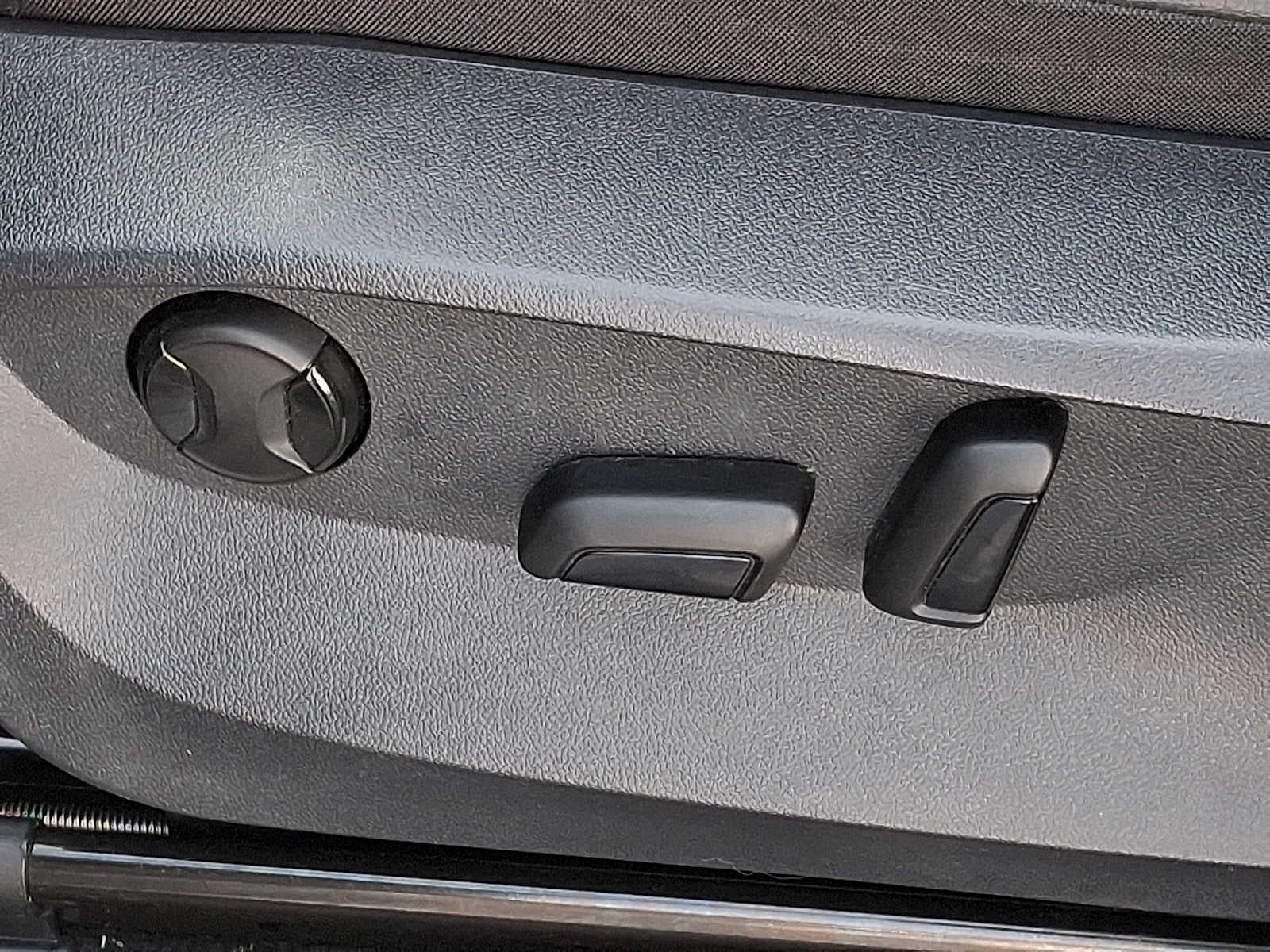 2024 Volkswagen Tiguan 2.0T SE 4MOTION