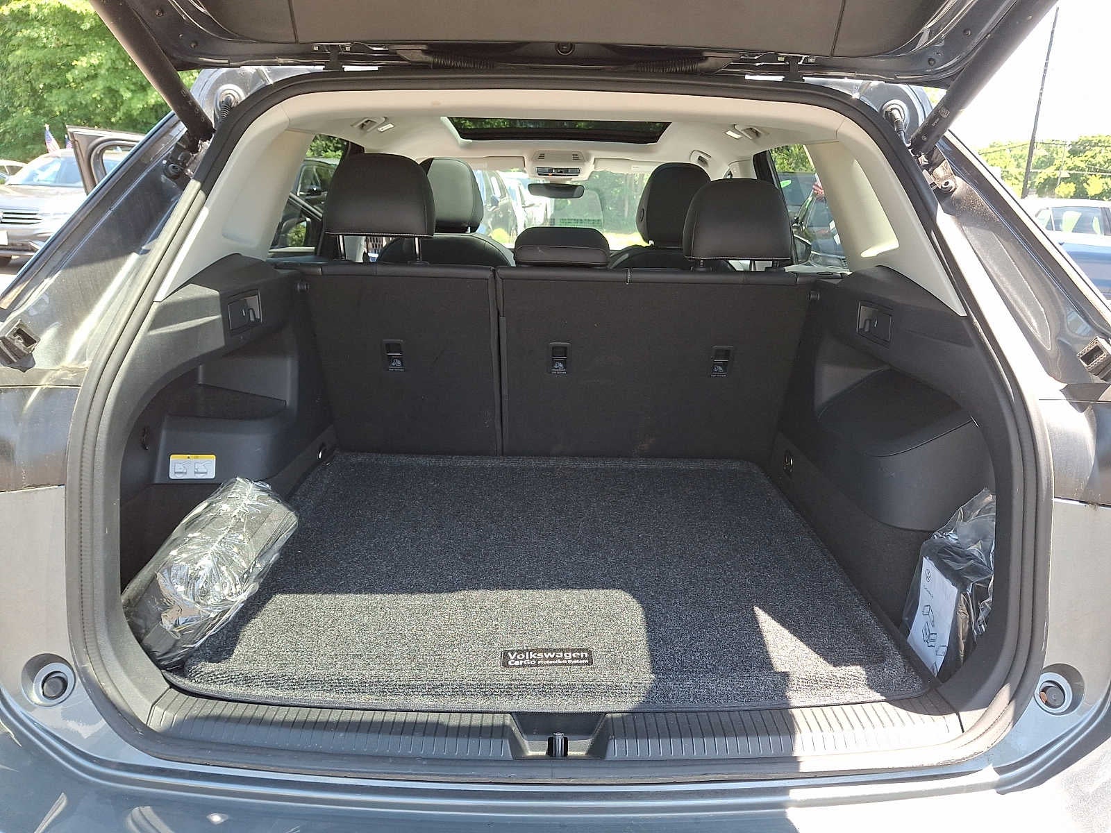 2025 Volkswagen Tiguan 2.0T SE 4MOTION