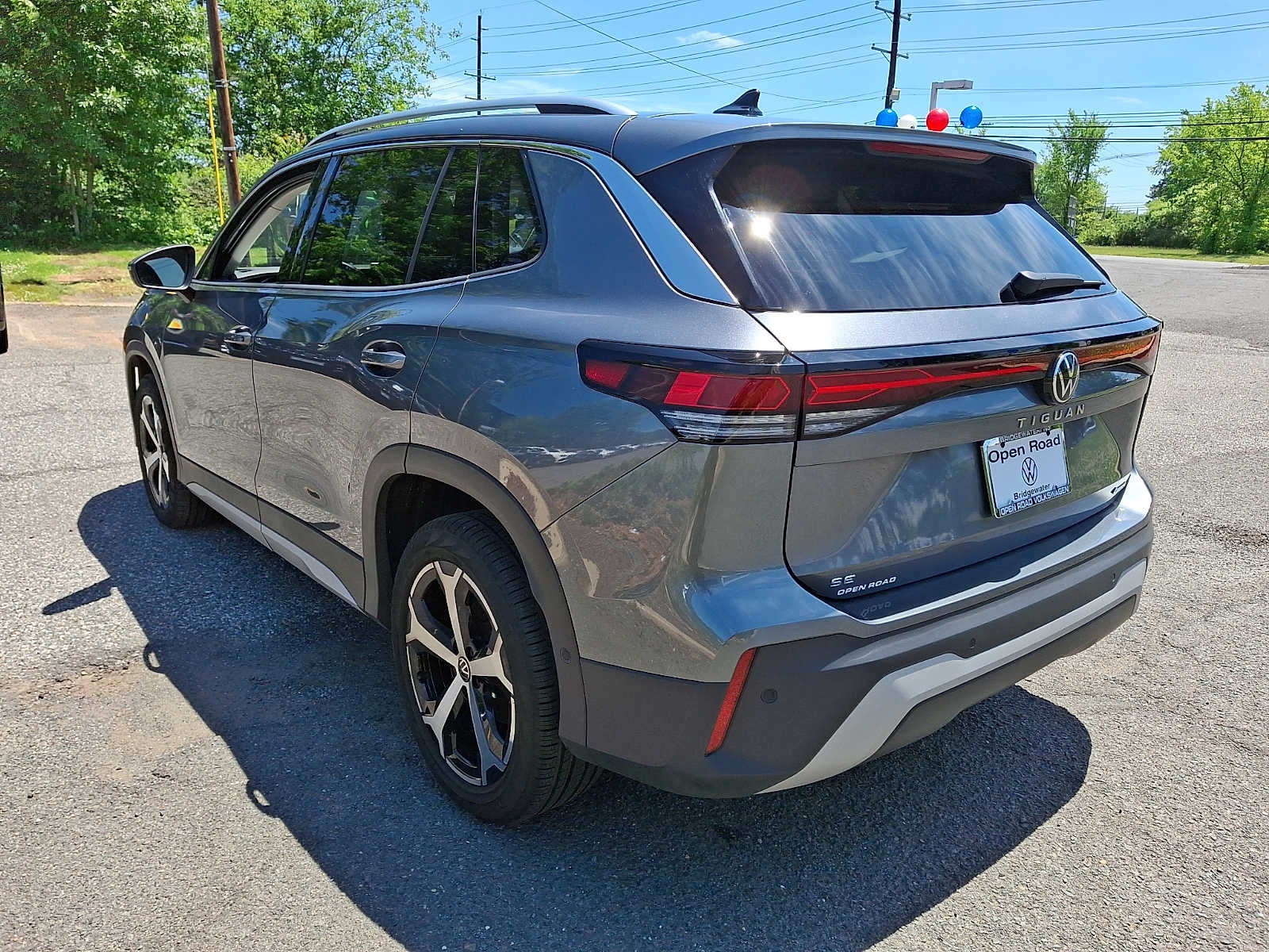 2025 Volkswagen Tiguan 2.0T SE 4MOTION