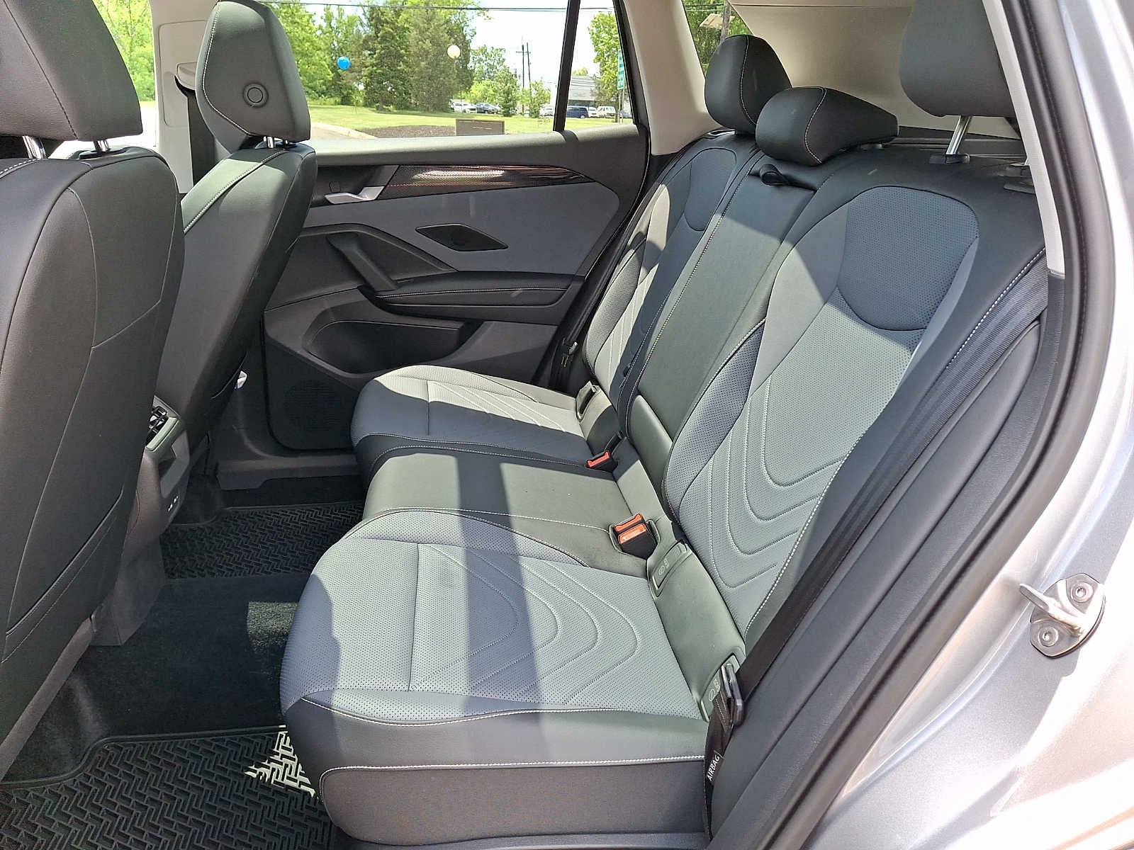 2025 Volkswagen Tiguan 2.0T SE 4MOTION