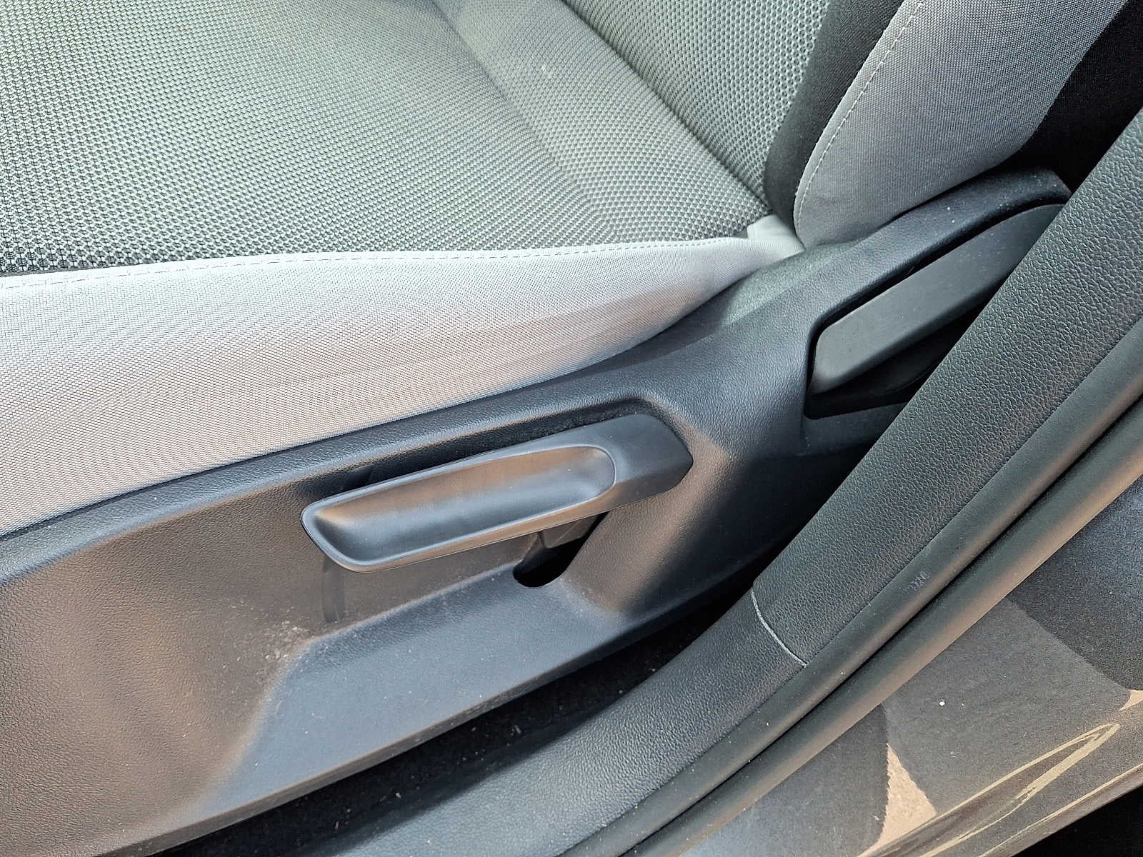 2023 Volkswagen Taos S 4MOTION