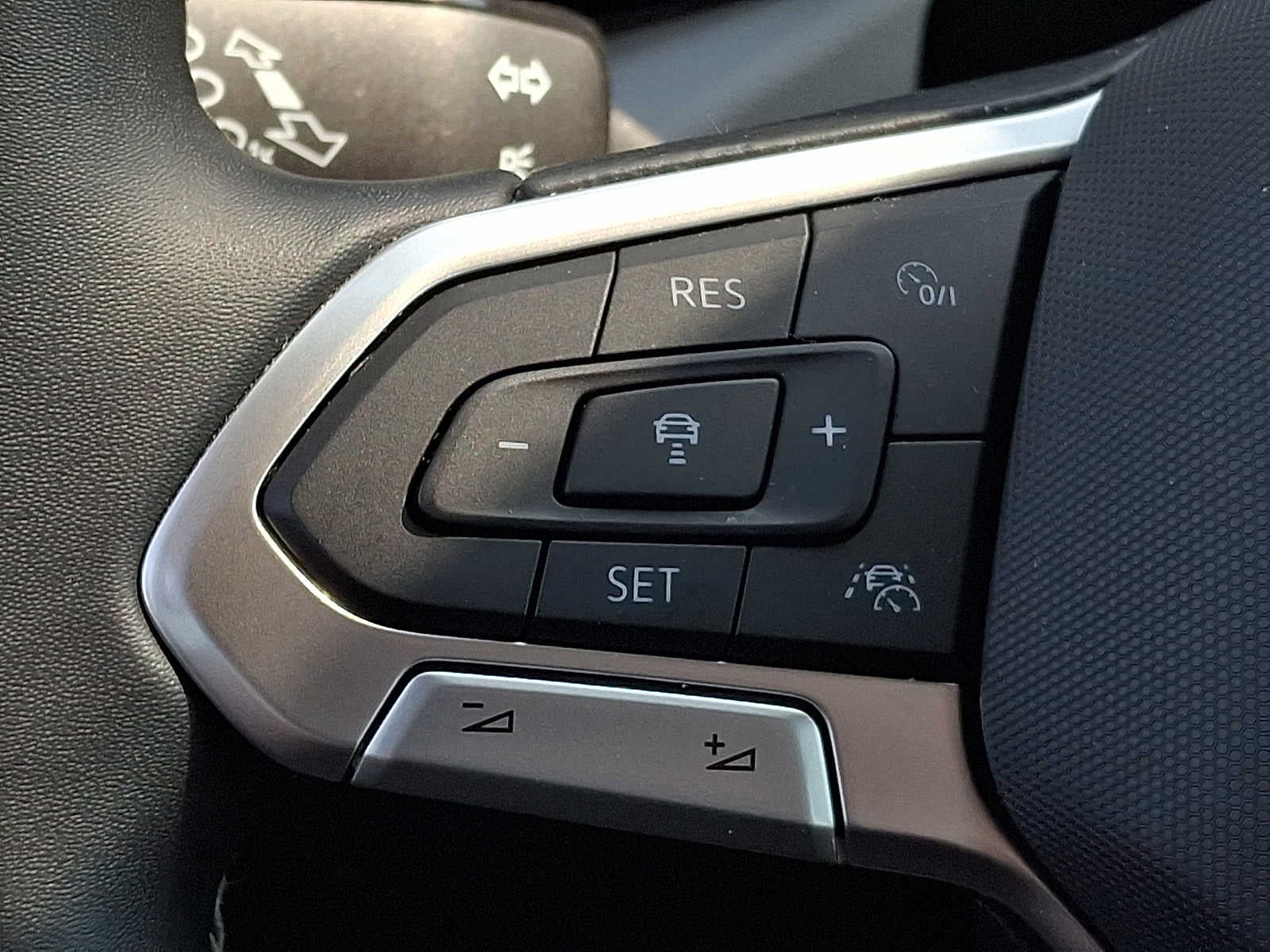 2023 Volkswagen Taos S 4MOTION