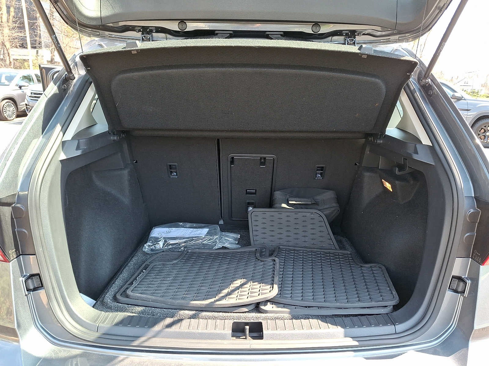 2023 Volkswagen Taos S 4MOTION