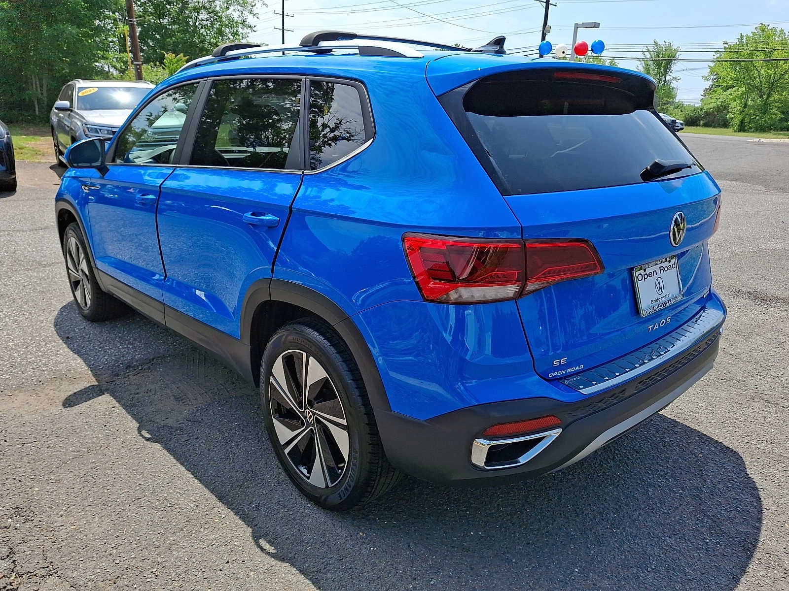 2023 Volkswagen Taos SE 4MOTION