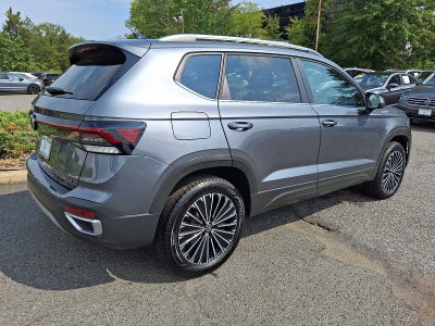 2026 Volkswagen Taos SE 4MOTION