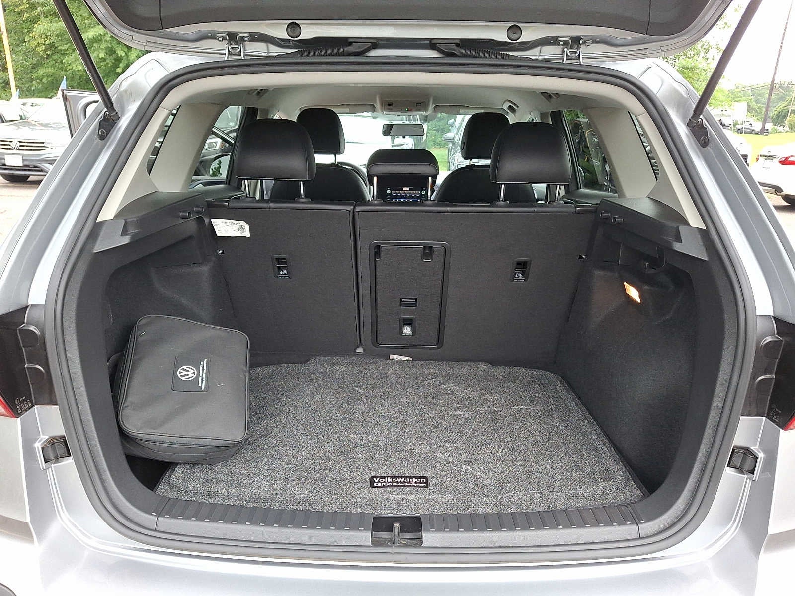 2022 Volkswagen Taos SE 4MOTION