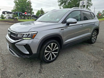 2022 Volkswagen Taos SE 4MOTION
