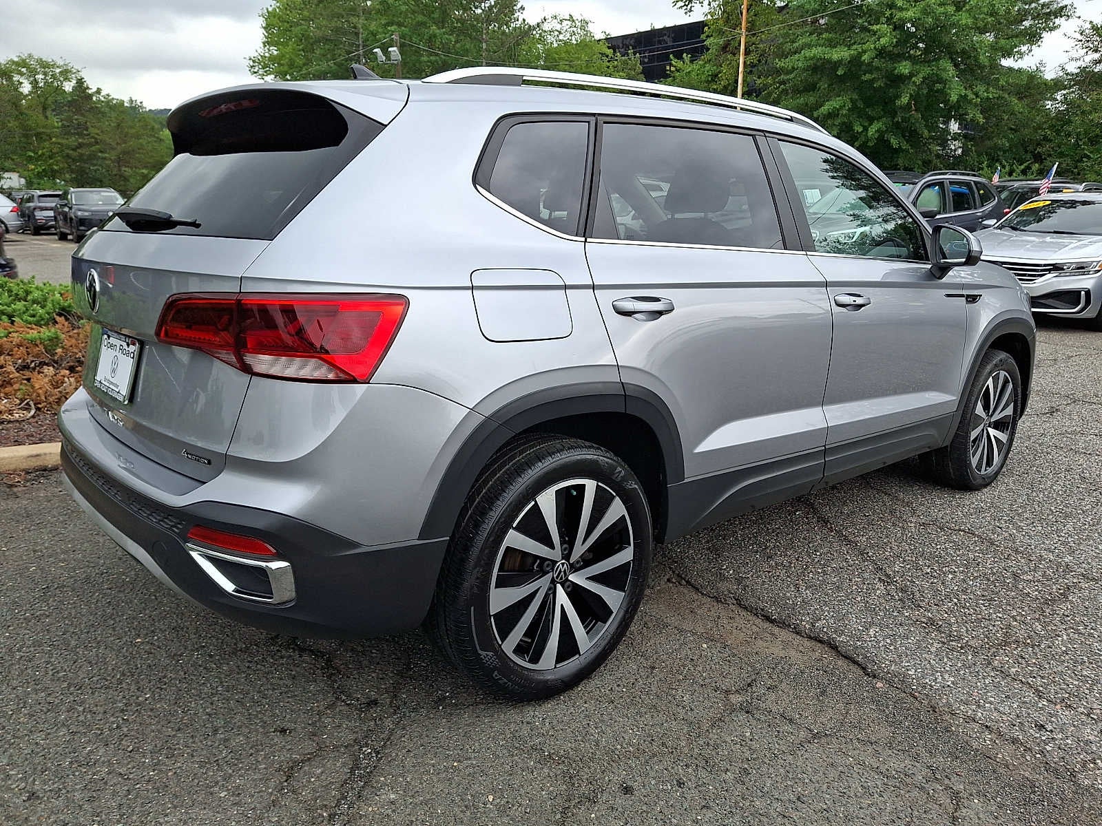 2022 Volkswagen Taos SE 4MOTION