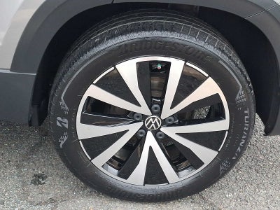 2022 Volkswagen Taos SE 4MOTION