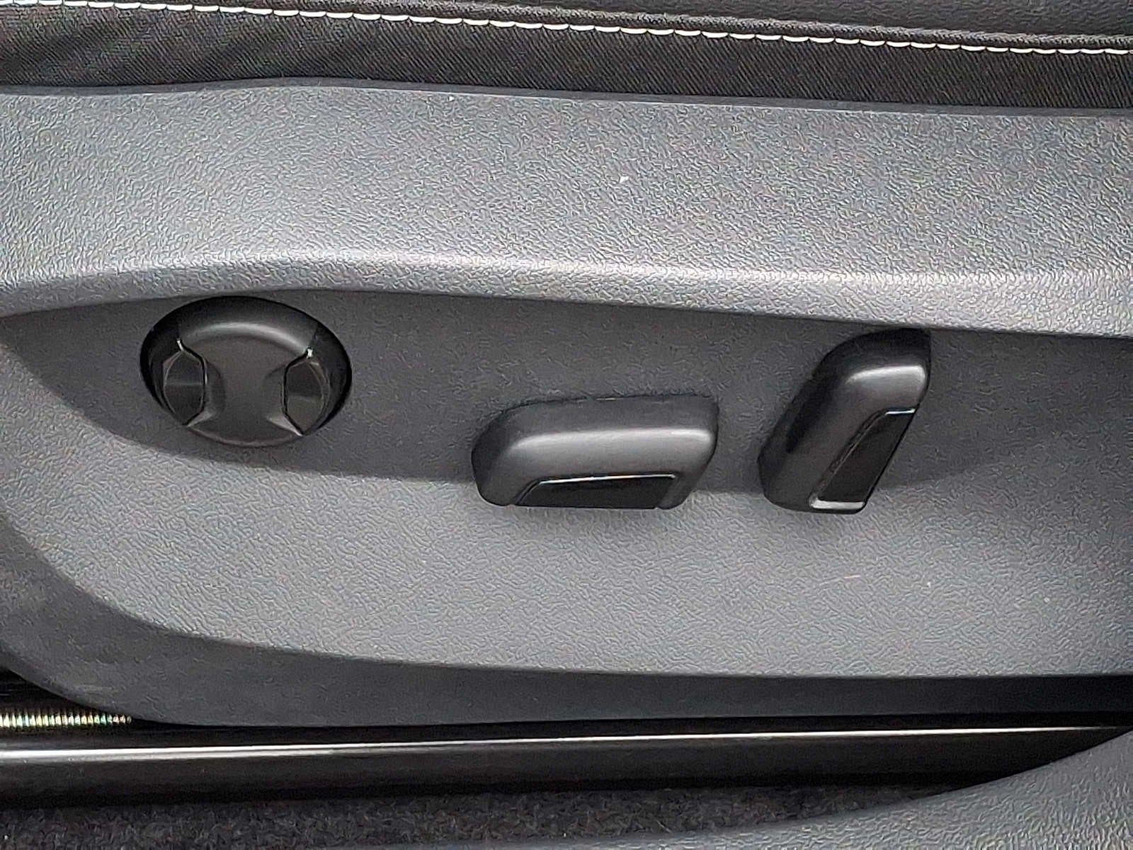 2022 Volkswagen Taos SE 4MOTION