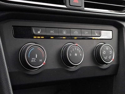 2022 Volkswagen Taos SE 4MOTION