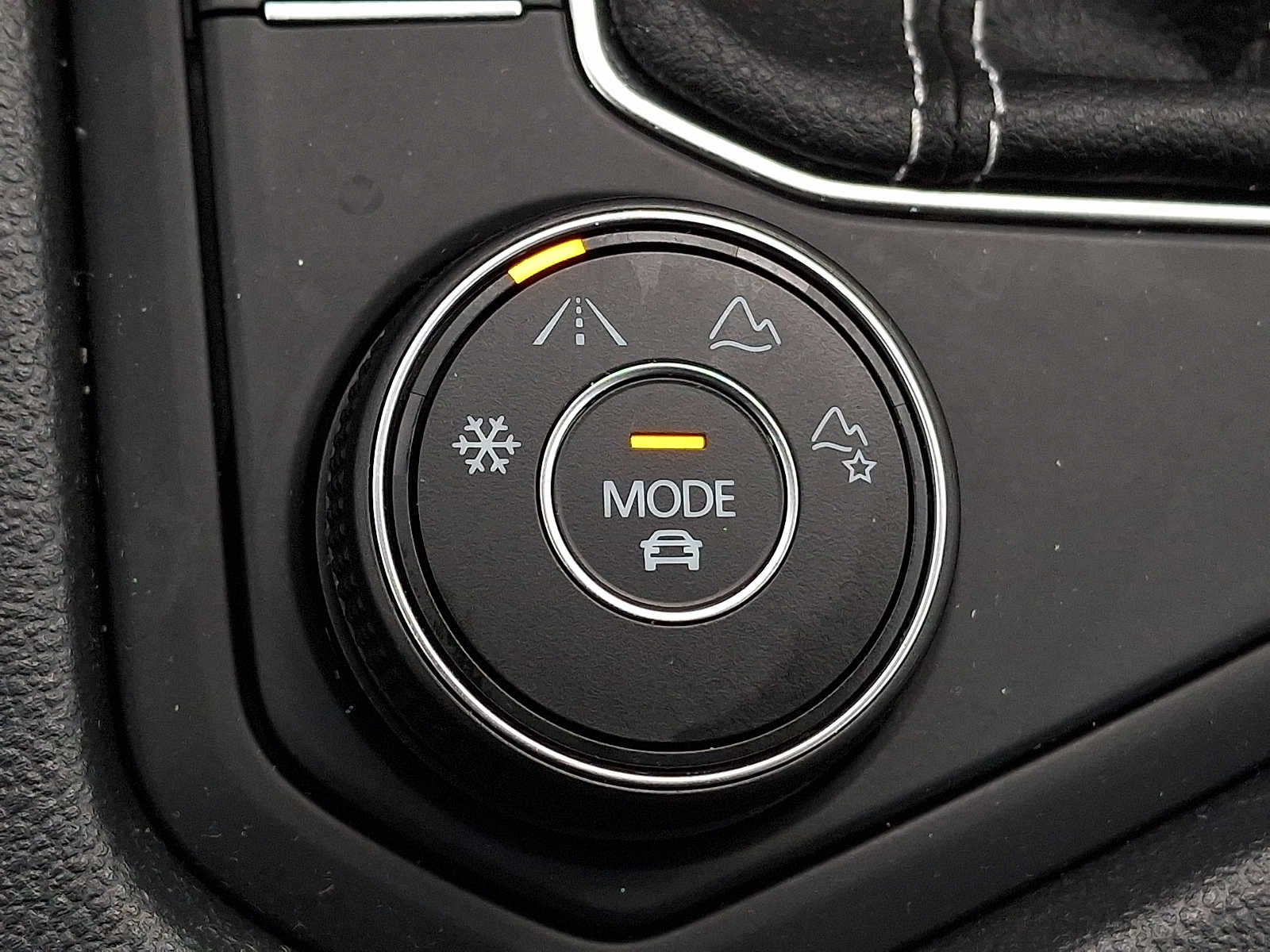 2022 Volkswagen Taos SE 4MOTION
