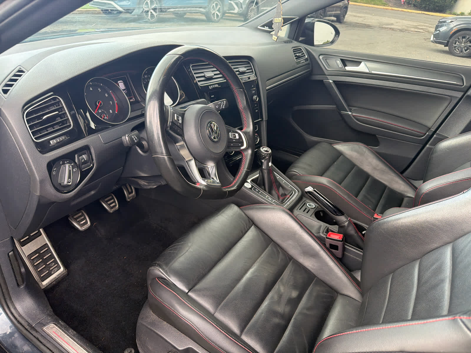 2019 Volkswagen Golf GTI 2.0T SE Manual