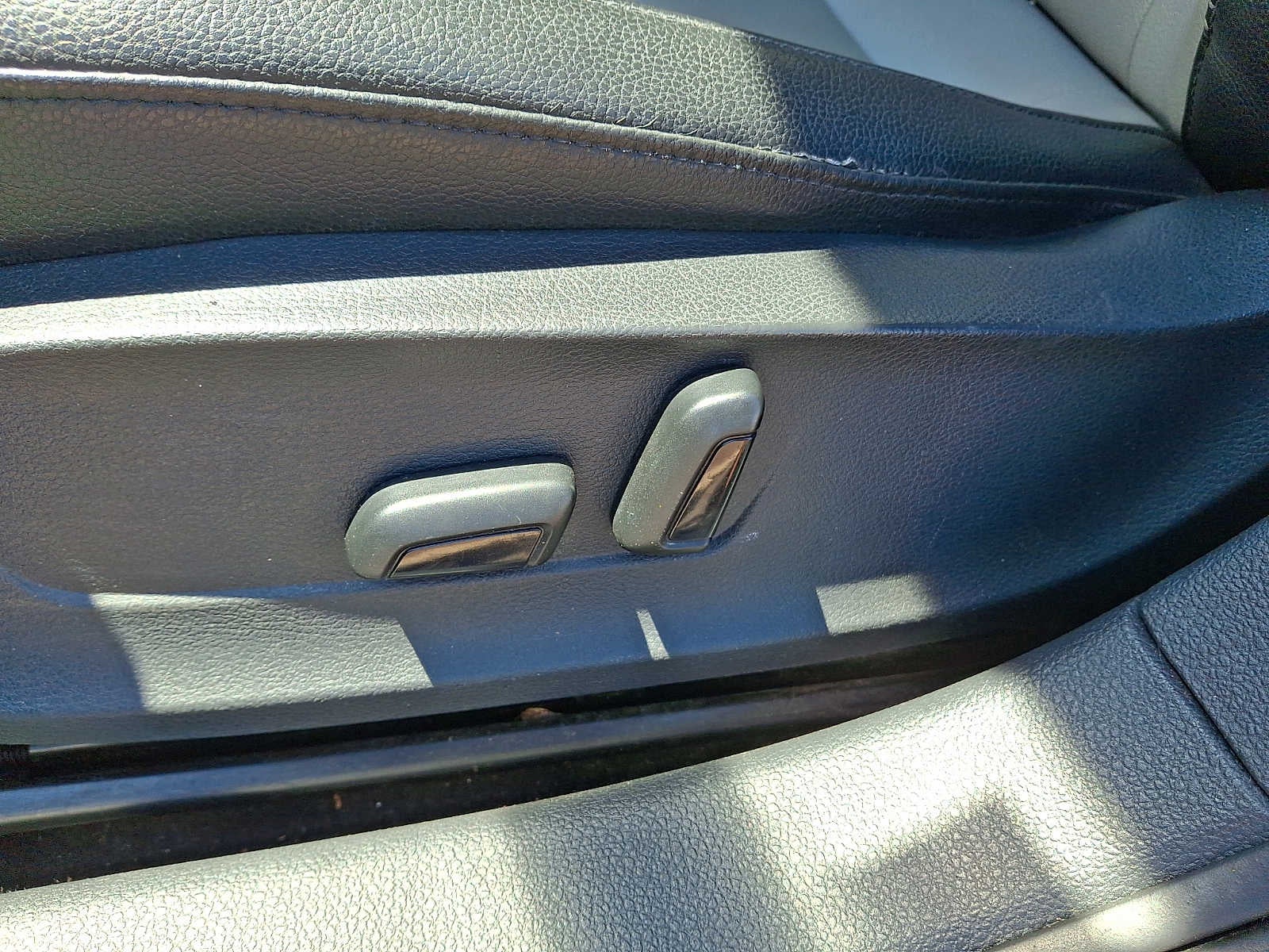 2013 Volkswagen Jetta 4dr Auto Hybrid SEL