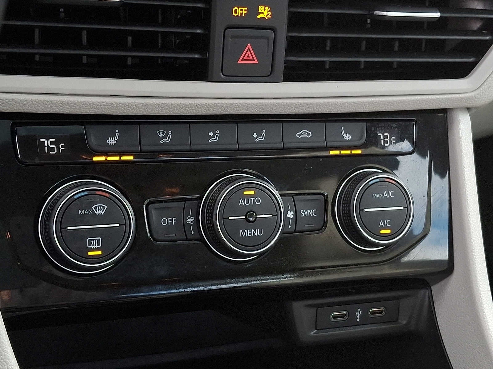 2023 Volkswagen Jetta SE Auto