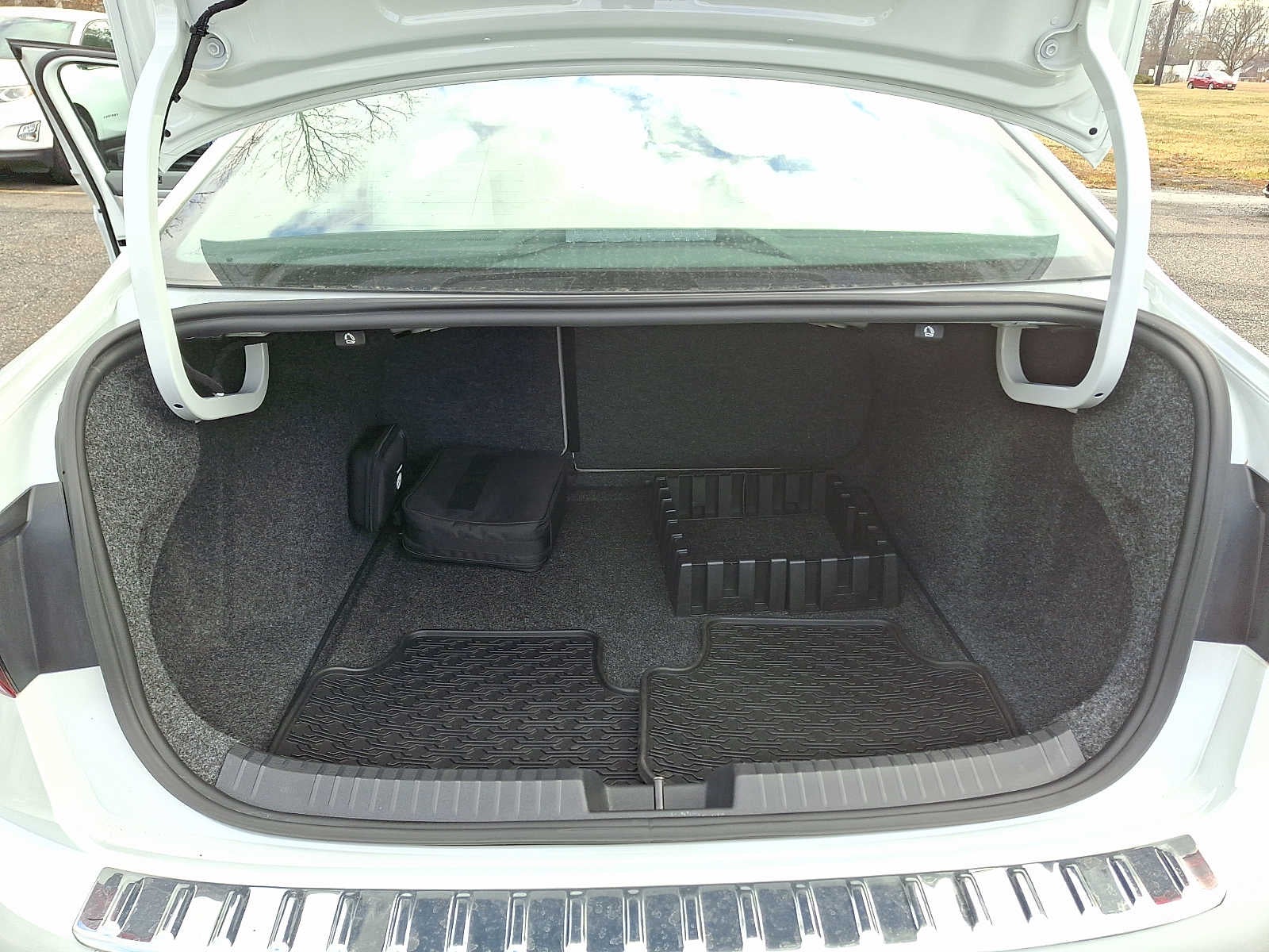 2023 Volkswagen Jetta SE Auto