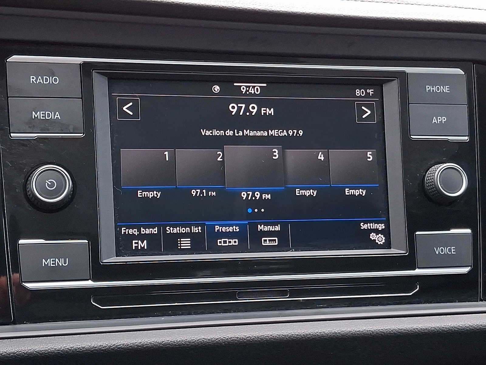 2023 Volkswagen Jetta SE Auto