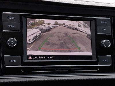 2023 Volkswagen Jetta SE Auto